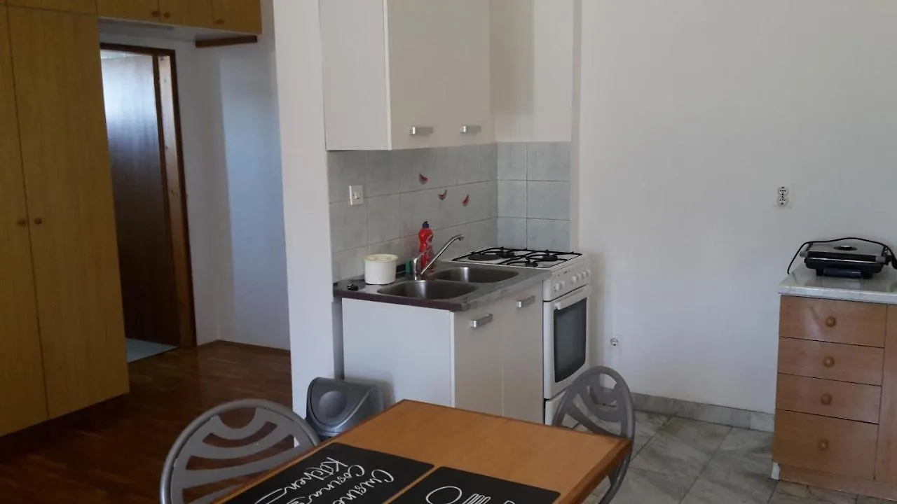 Apartments Mamic Πούλα