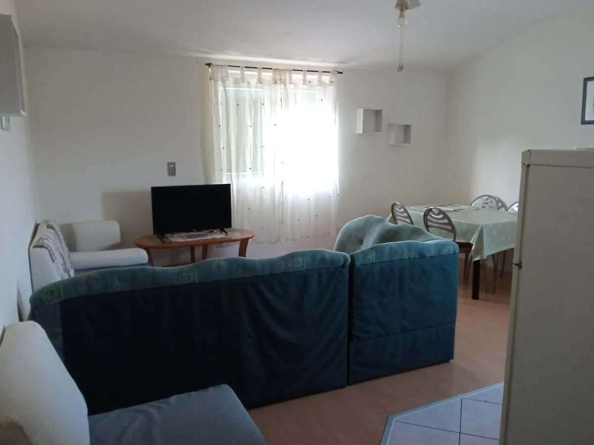Apartments Mamic Πούλα